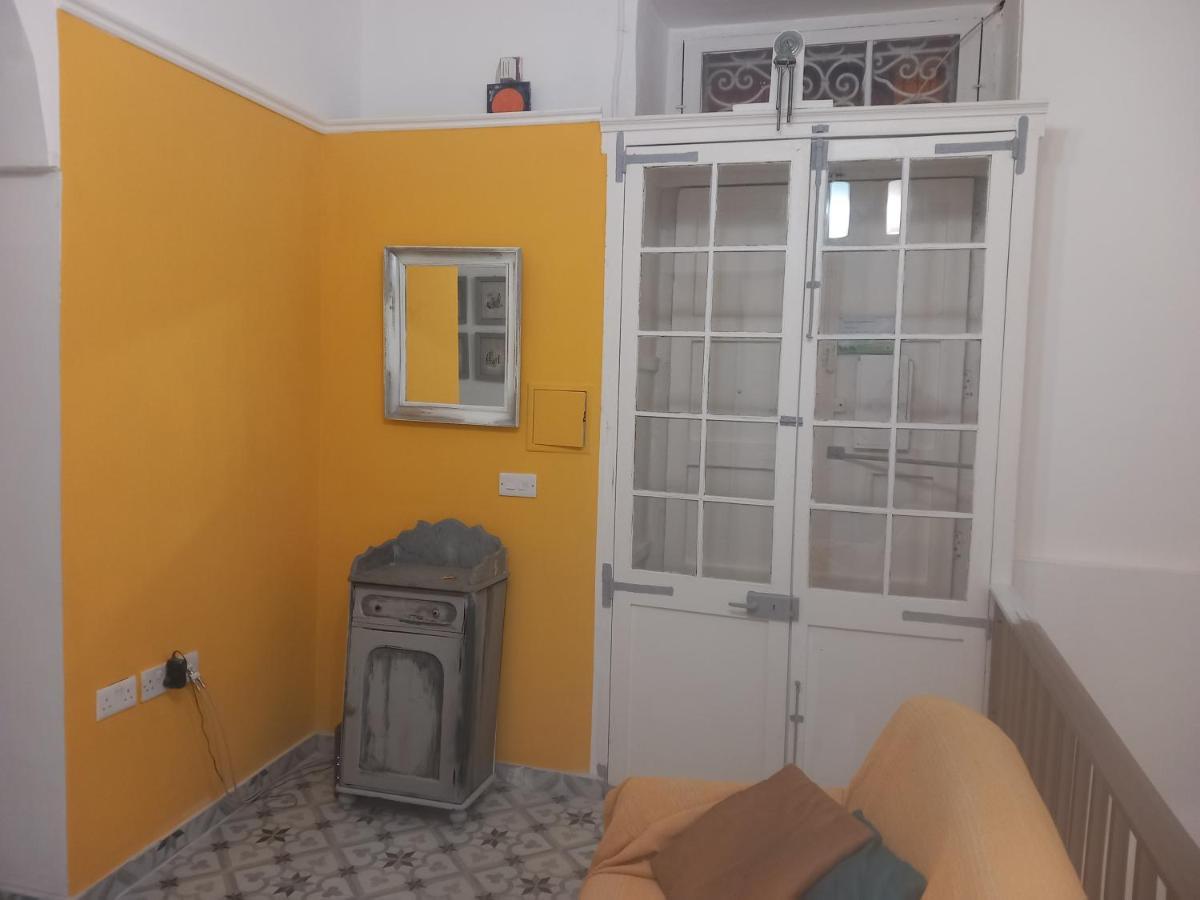 Door Nine -Townhouse With Harbour Views Villa Il-Furjana Exterior photo
